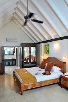 Bungalow, Garden View