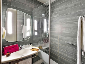Standard Room, 3 Twin Beds