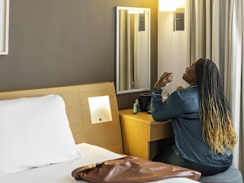 Suite, 1 King Bed with Sofa bed