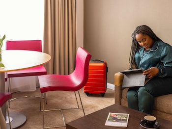 Suite, 1 King Bed with Sofa bed