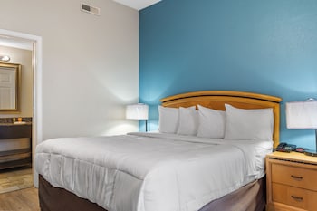 2 Bedroom Suite City View