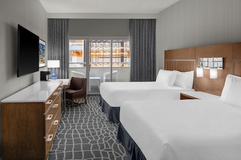Atrium, Room, 2 Double Beds, Balcony