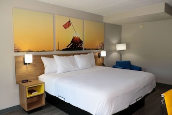 Standard Room, 1 King Bed, Non Smoking