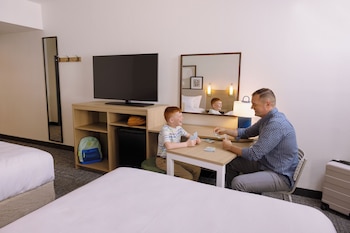 Room, 2 Queen Beds