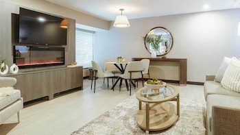 Executive Studio Suite