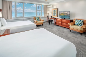 Suite, 2 Queen Beds, Oceanfront