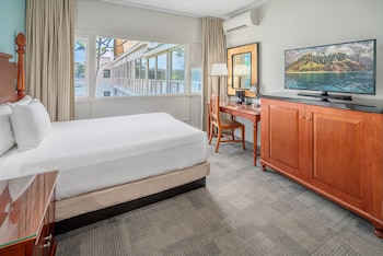 Standard Room, 1 Queen Bed, Accessible