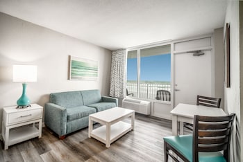 Oceanfront King Kitchenette