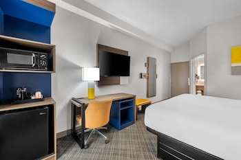Standard Room, 1 King Bed, Non Smoking