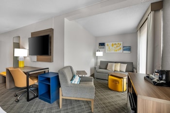 Suite, Multiple Beds, Non Smoking (Efficiency, Upgrade)