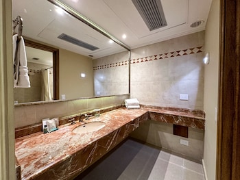Superior Double Room, 2 Queen Beds