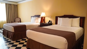 Standard Double Room, 2 Queen Beds