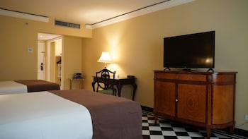 Standard Double Room, 2 Queen Beds
