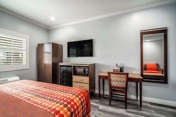 Room, 1 King Bed, Accessible, Non Smoking