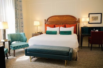 Premium Room (Classic)