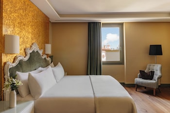Two Bedroom Suite Red Level