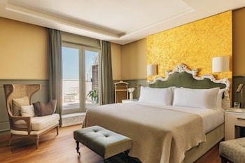 Presidential Penthouse Suite Red Level (2 + 1 Ch)