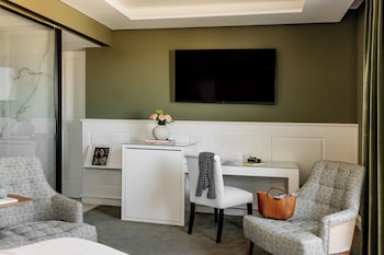 Supreme Room City View