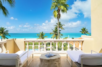 Hotel Luxury 1 Bedroom Suite -Adults Only