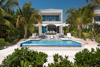 Seascape Private Villa