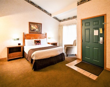 Condo, 1 Bedroom (Lakeside, Non-AC)