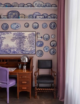 Porcelain Suite