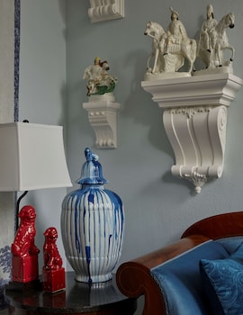 Porcelain Suite