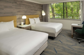 Two Queen Beds