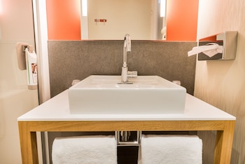 Standard Room, Multiple Beds