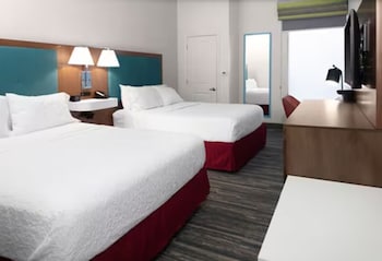 Room, 2 Queen Beds, Accessible (Roll-In Shower)