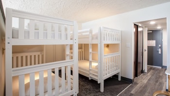 Standard Room, Multiple Beds, Oceanfront