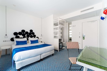 Superior Double Room - Complimentary soft minibar, courtesy tray, digital press, fitness, sauna
