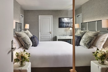 Suite Eiffel Family Prestige Room