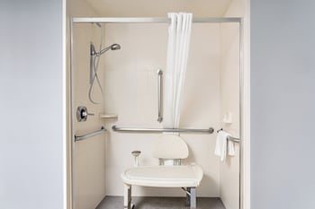 Deluxe Room, 1 Queen Bed, Accessible, Non Smoking