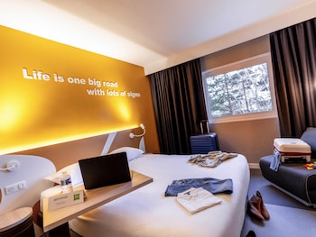 Standard Room, 1 Double Bed with Sofa bed
