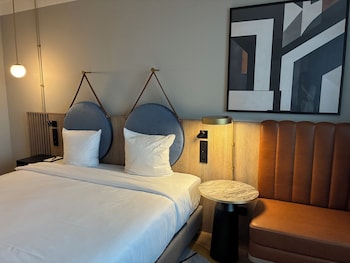 Apartment, 1 King Bed