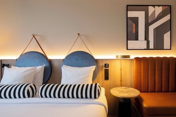 Comfort Room, 1 King Bed