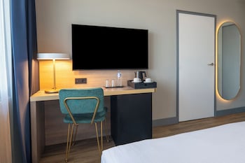 Deluxe Single Room