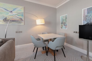 Deluxe Double Suite with View