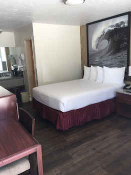 Standard Room, 1 Queen Bed, Non Smoking