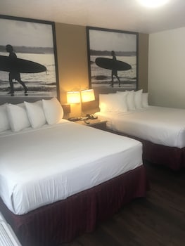 Standard Room, 2 Queen Beds, Non Smoking