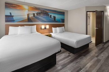 Room, 2 Queen Beds, Accessible, Non Smoking