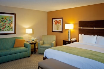 Junior Suite, 1 King Bed, Accessible, Balcony