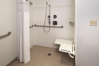 Room, 2 Double Beds, Accessible (Mobility/Hearing Roll in Shower)