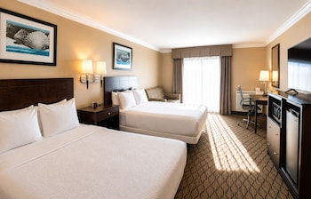 Deluxe Room, 2 Queen Beds, Non Smoking
