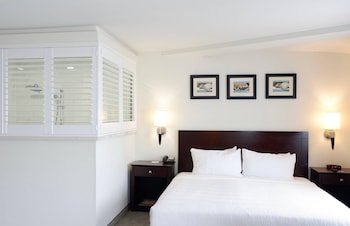 Suite, 1 King Bed, Non Smoking