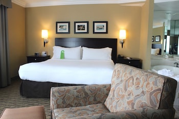 Superior Suite, 1 King Bed with Hot Tub, Ocean View, Non Smoking
