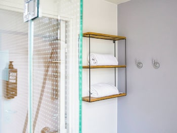 Deluxe Room, 1 Double Bed, River View