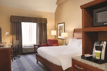 One king bed deluxe room