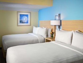 Studio Suite, 2 Queen Beds, Accessible